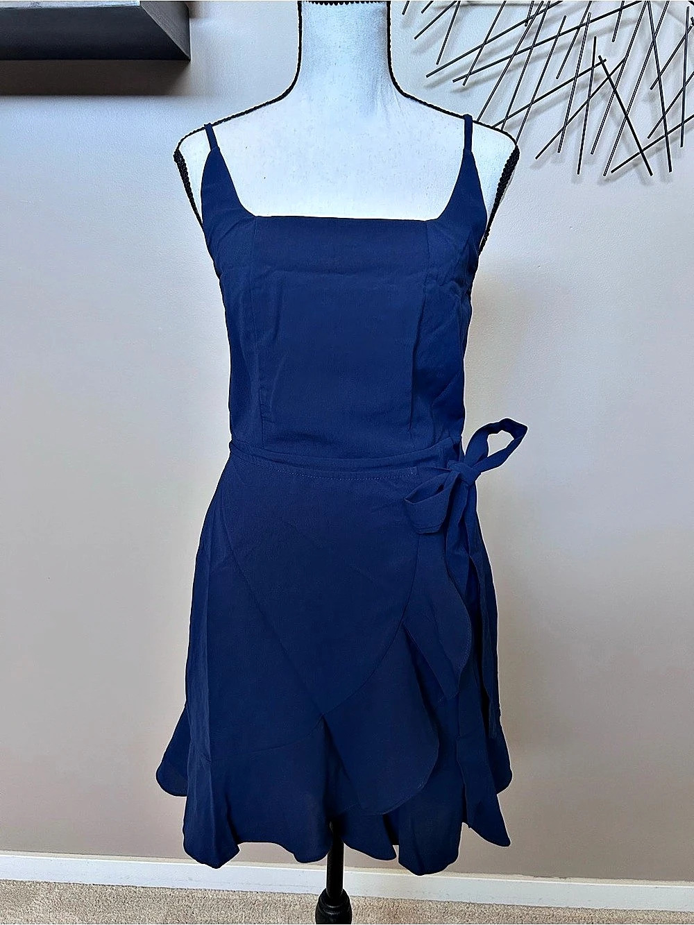 NWOT Relipop Women's Spaghetti Strap Wrap
Front Ruffle Dress Sz S